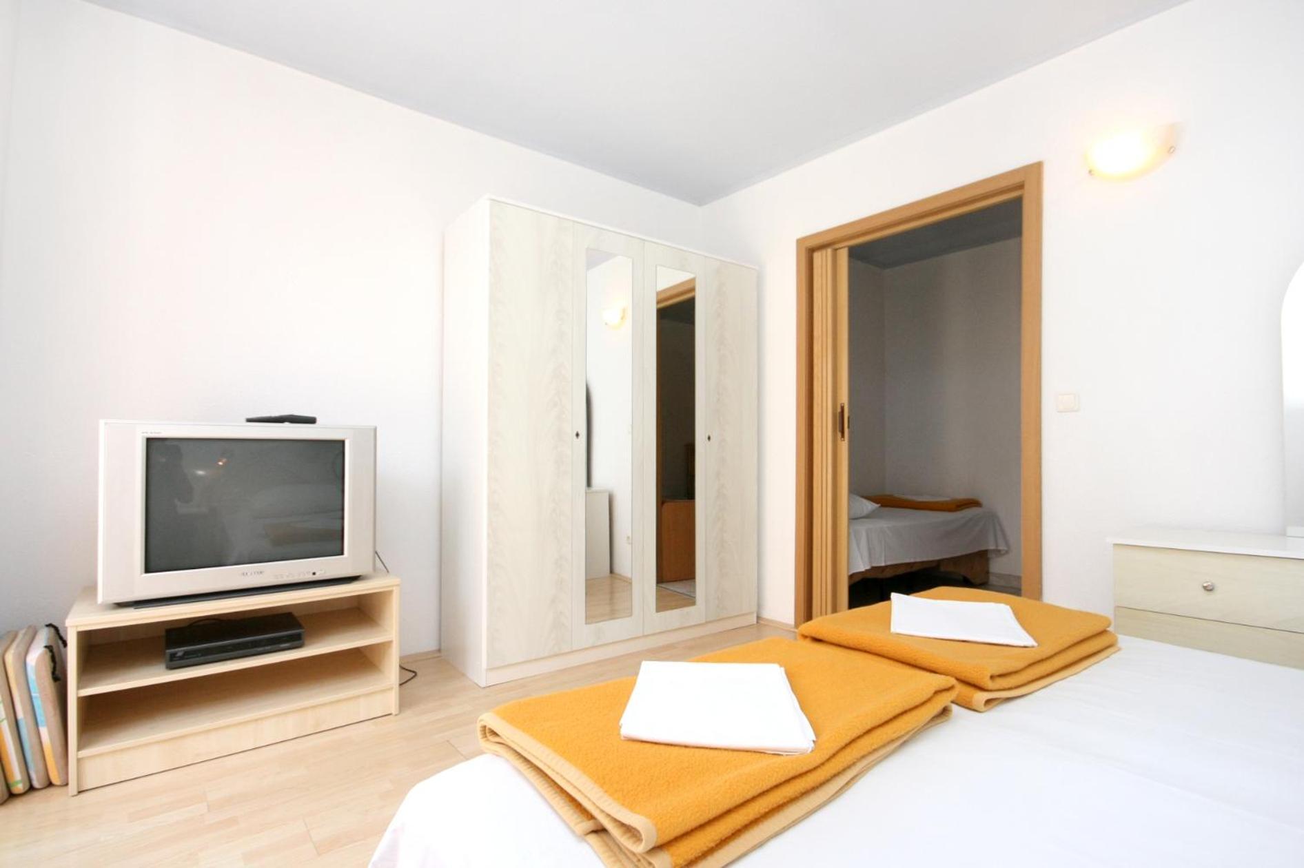 Apartments By The Sea Promajna, Makarska - 2673 Rum bild